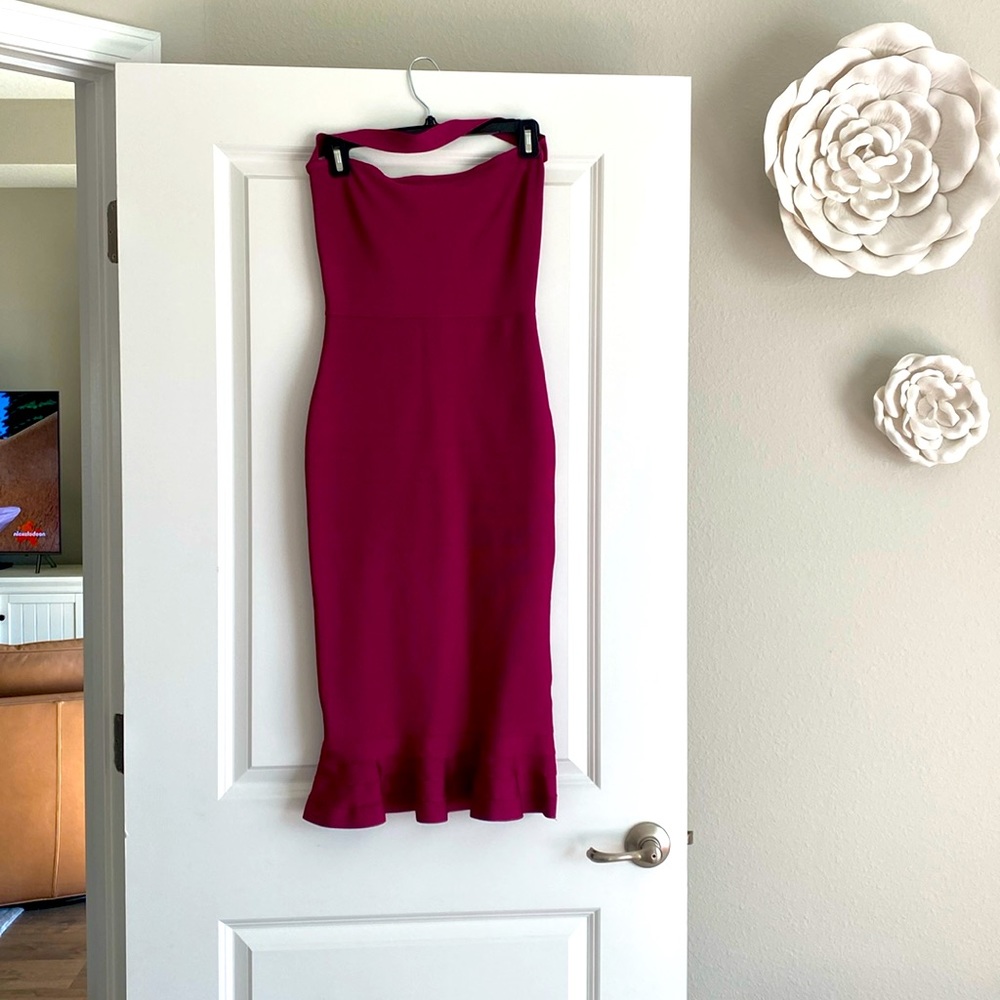 Magenta fitted midi dress